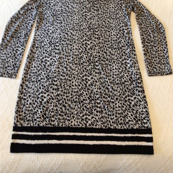 Tunic dress - Picture 4 of 4